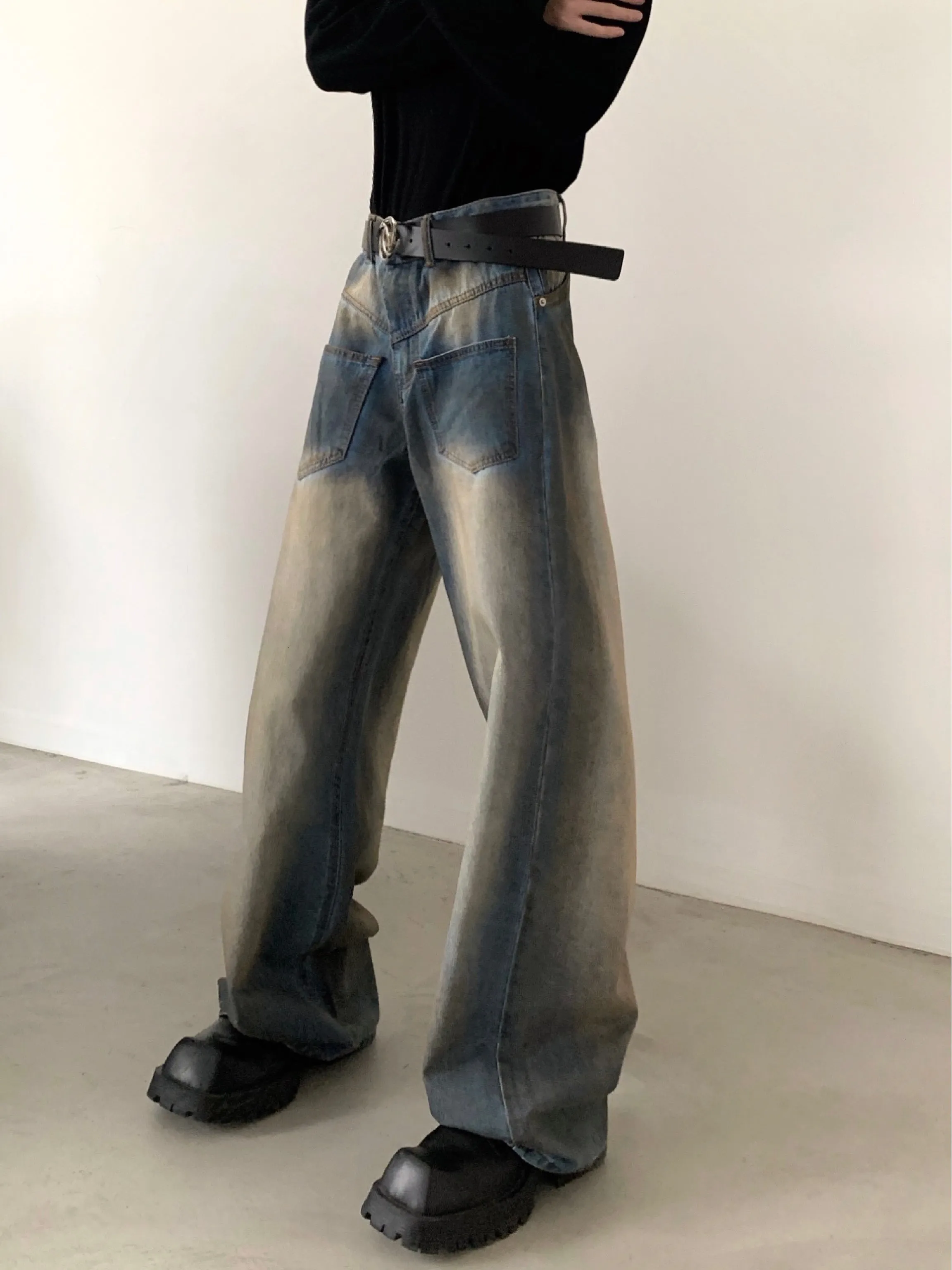 【23s December.】Retro Washed Distressed Jeans