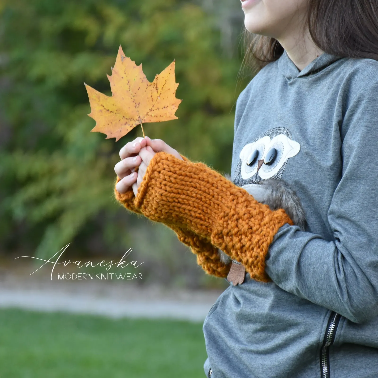 Chunky Fingerless Arm Warmers | THE HALDENS