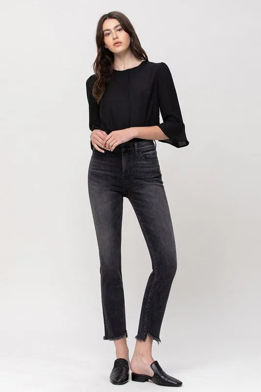 HIGH RISE STRAIGHT CROP W UNEVEN HEM DETAILS