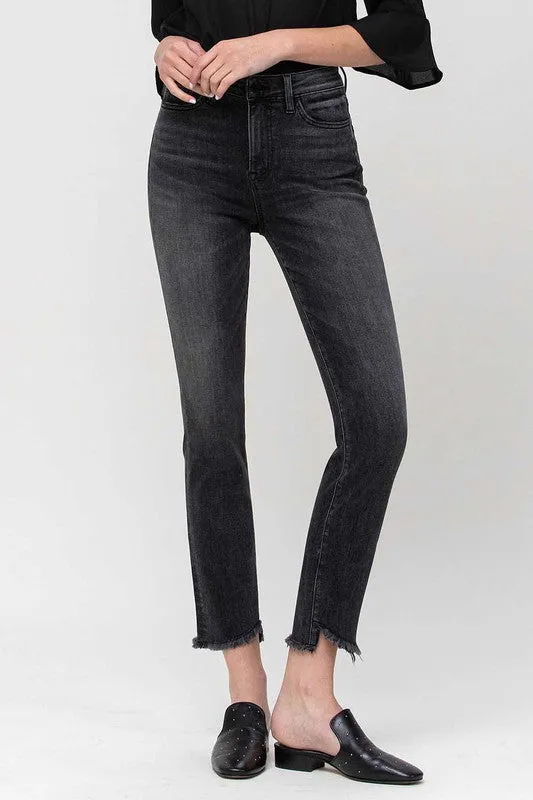 HIGH RISE STRAIGHT CROP W UNEVEN HEM DETAILS