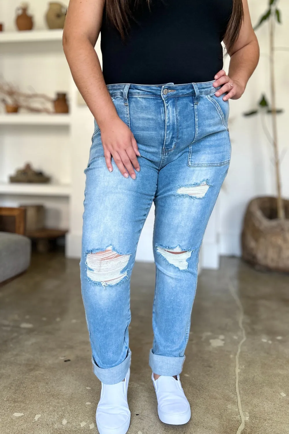 Judy Blue Distressed Straight Jeans with Patch Pockets [Online Exclusive]