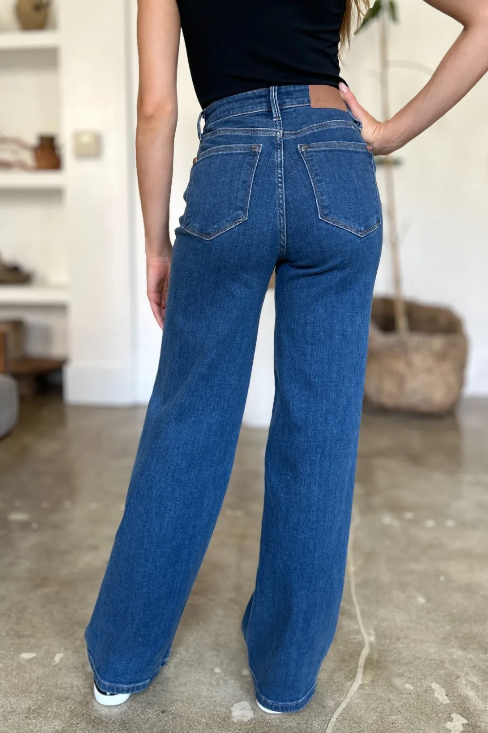 Judy Blue High Rise Straight Jeans [Online Exclusive]