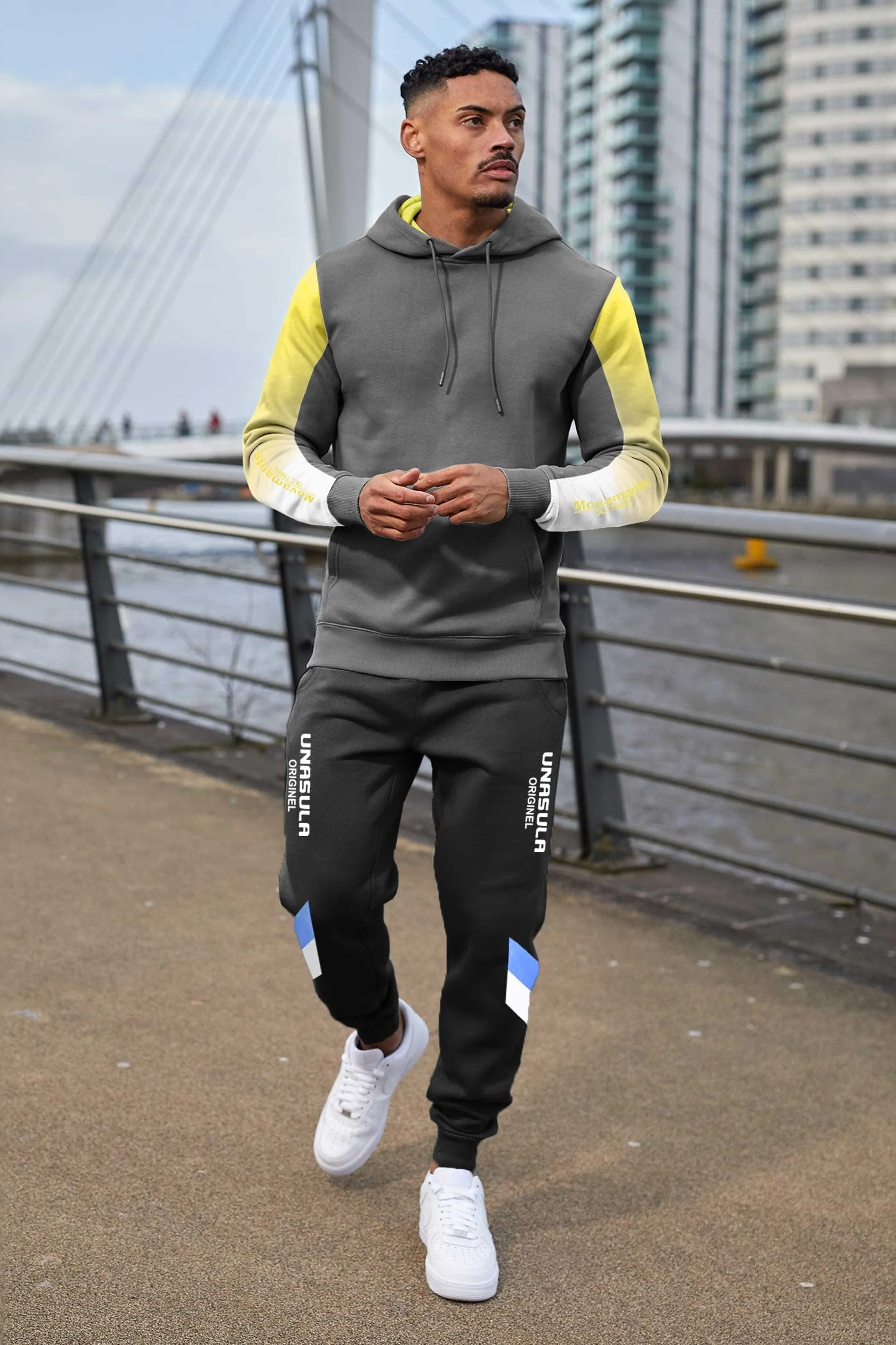 Men's Contrast Sleeves Design Fleece Tracksuit