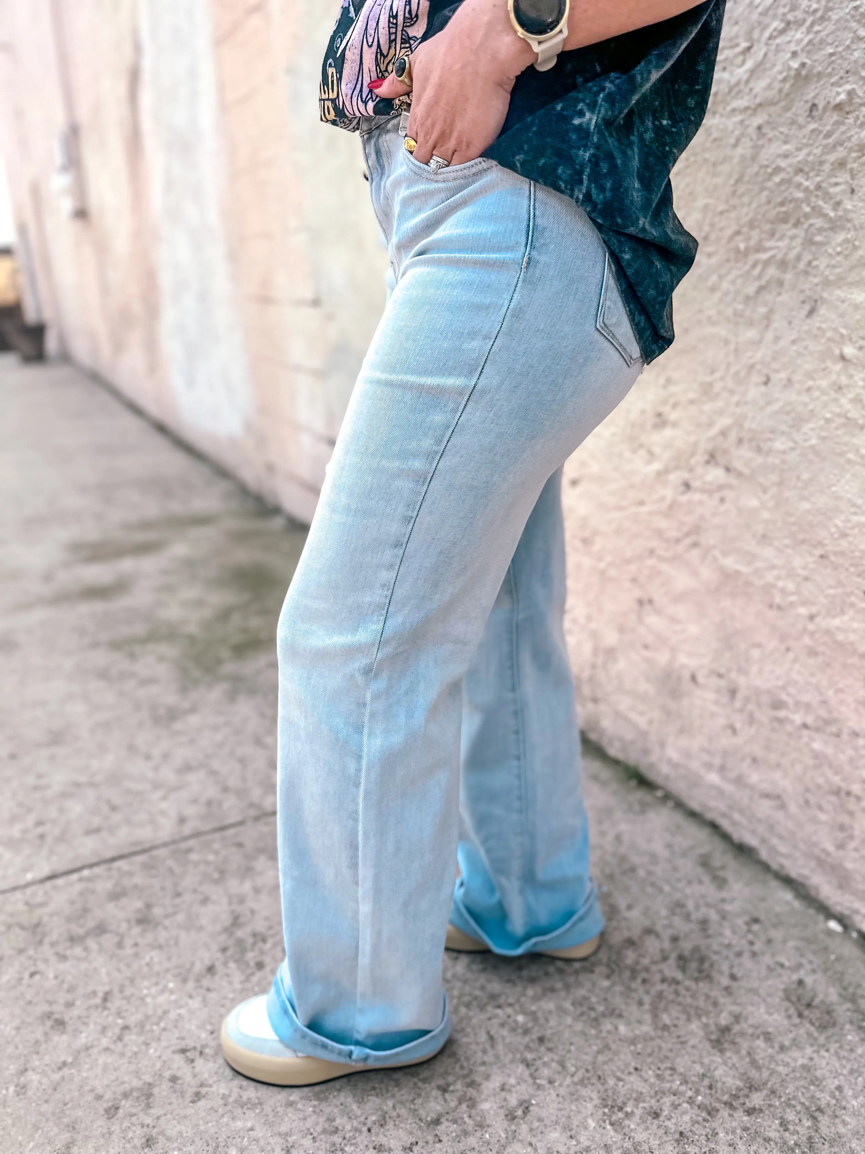 Sadie High Rise Wide Leg 90's Jeans