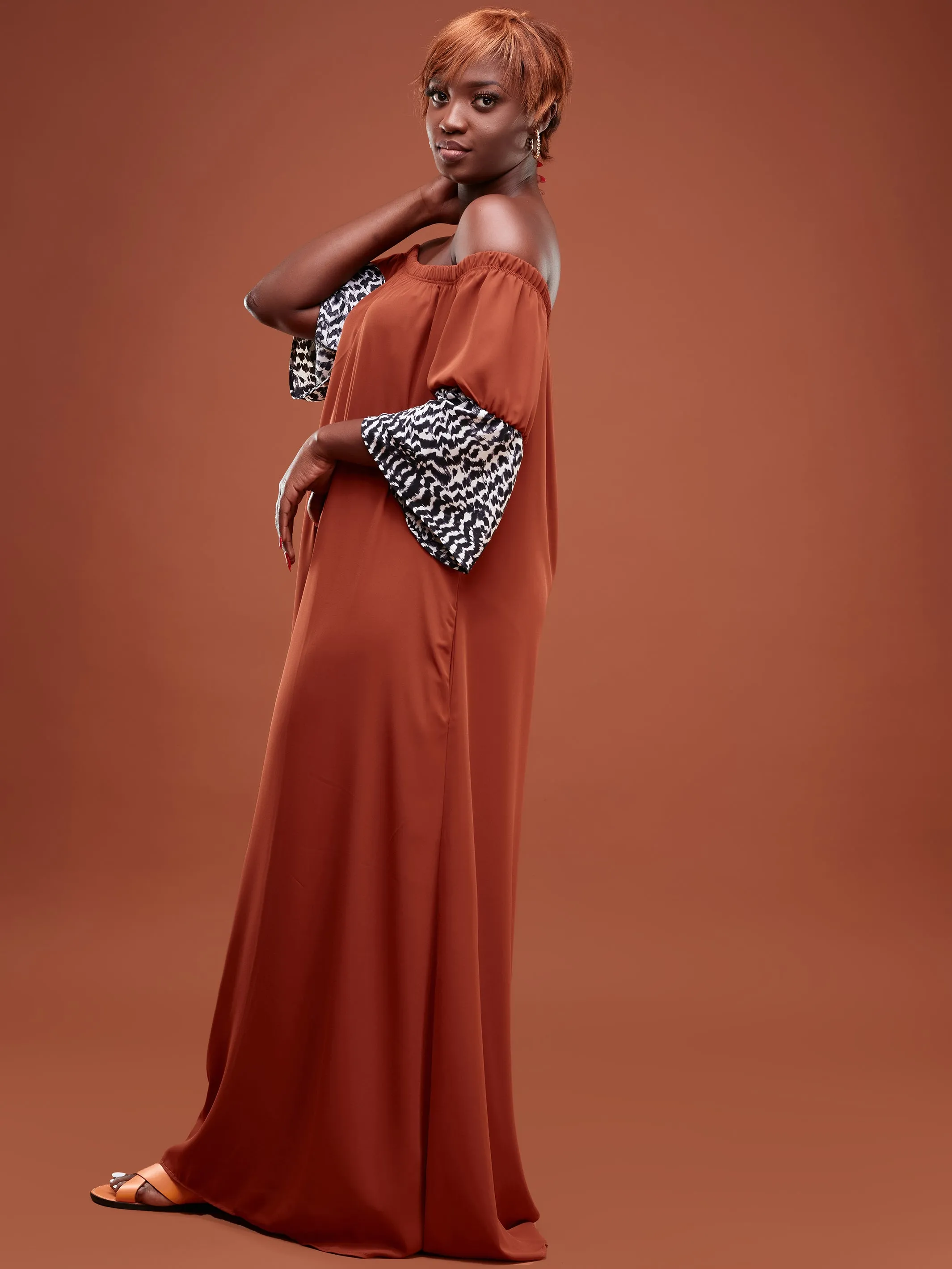 Safari Ayana 3/4 Sleeved Off Shoulder Tent Maxi Dress - Rust / Black Print