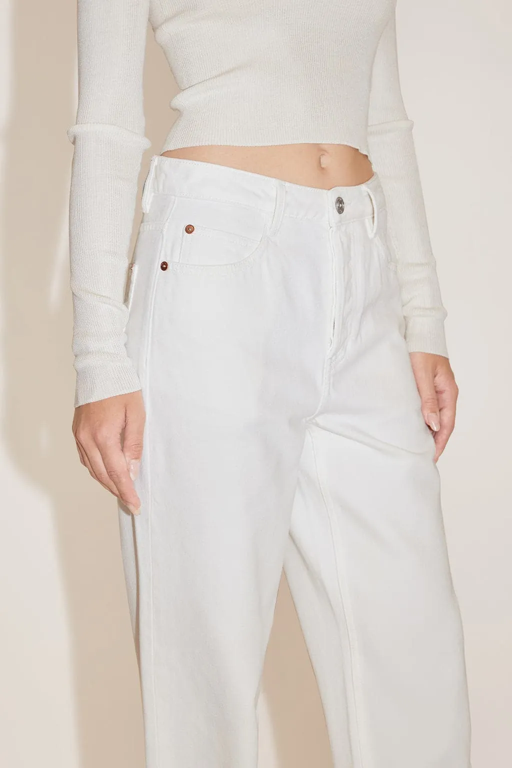 Straight Fit Cropped Jeans In White