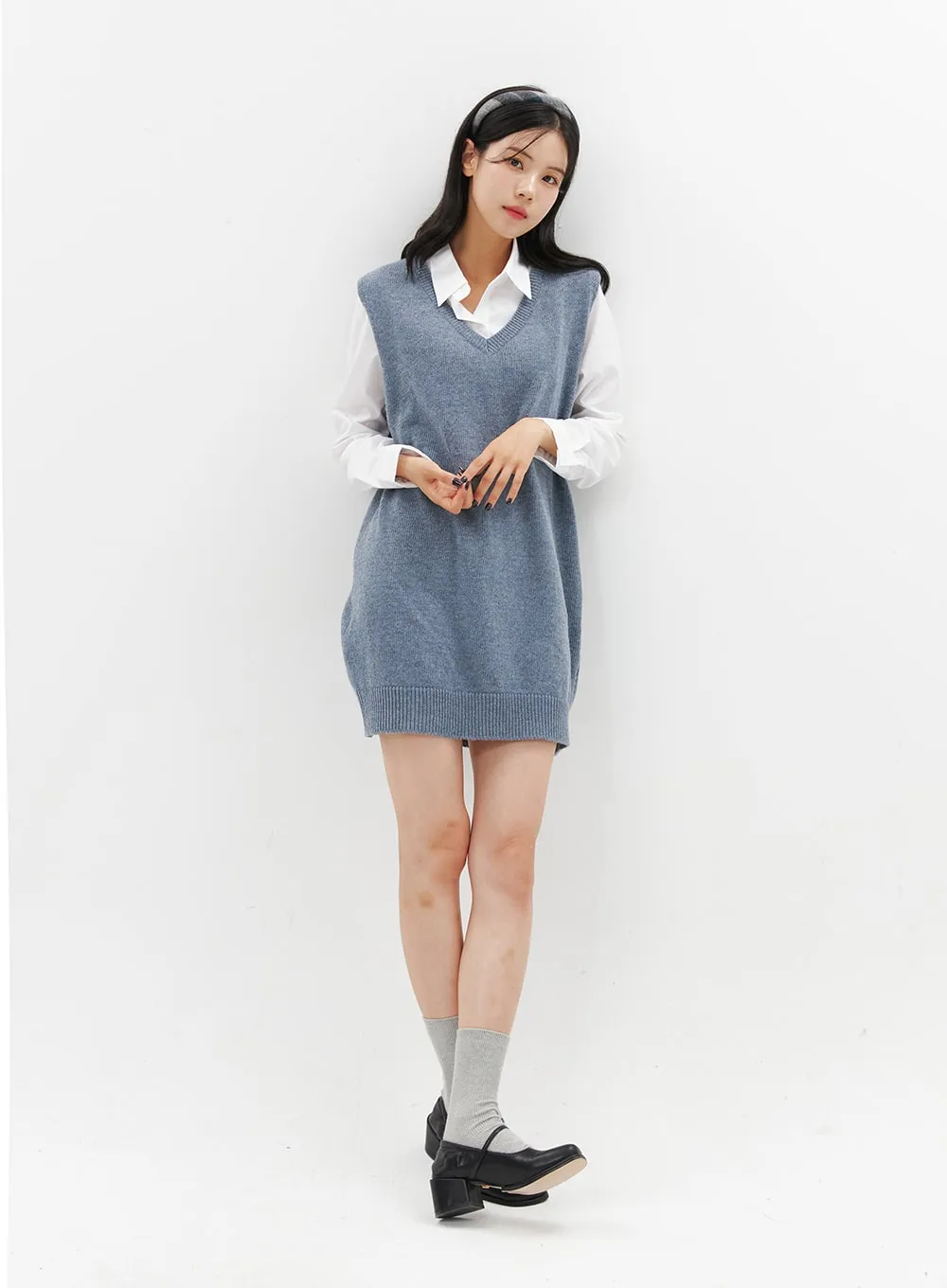 V-Neck Sleeveless Sweater Dress OO312