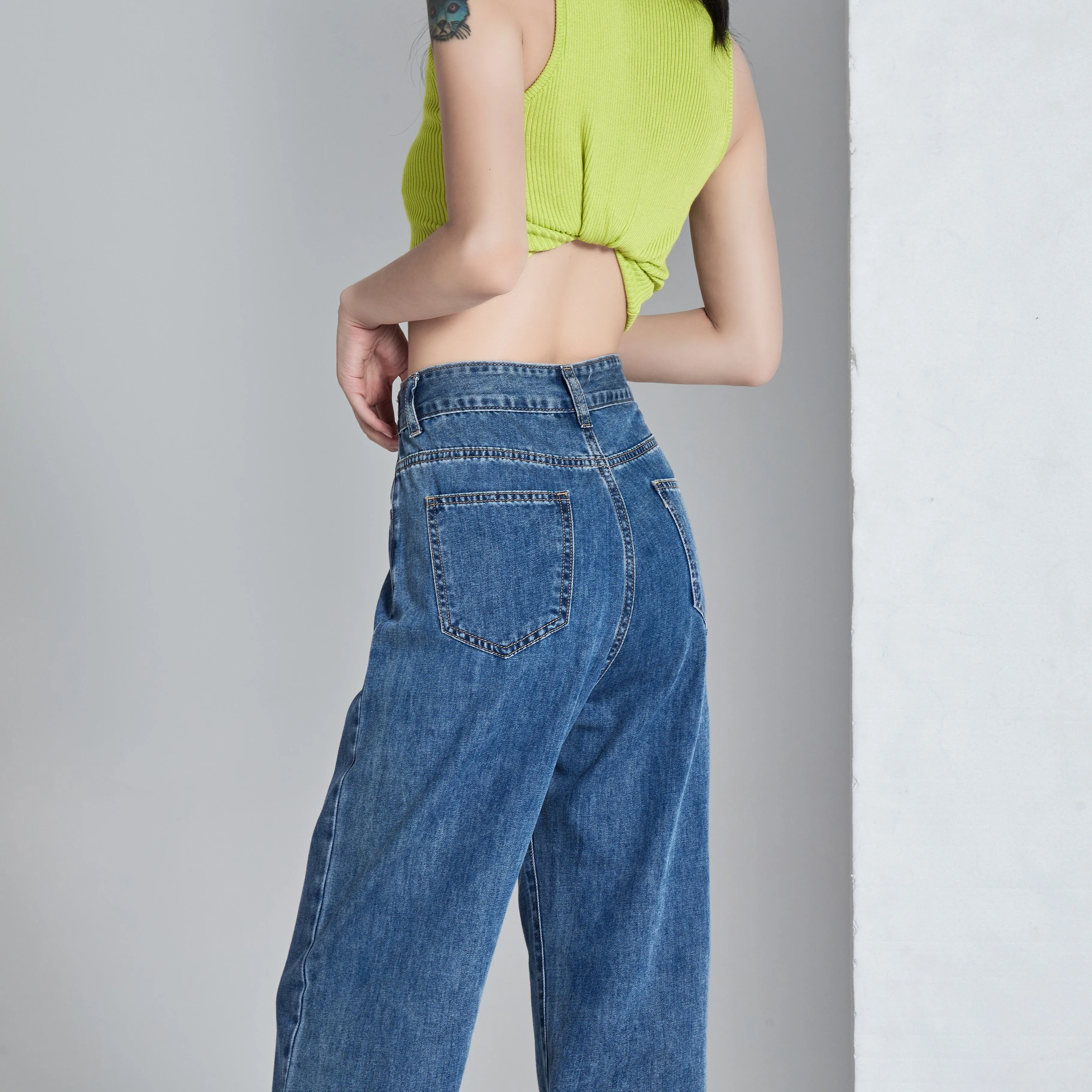 Versatile Slimming Thin Draping Straight Leg High-Waisted Jeans