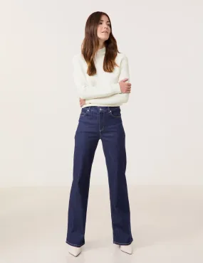 Wide-Leg Jean